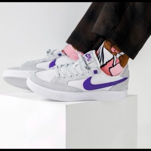 NIKE SB ADVERSARY